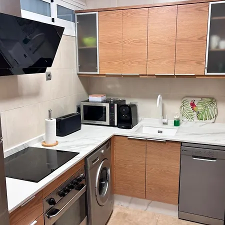 Primera Linea De Playa Paseo Maritimo Perla 5 Apartment *