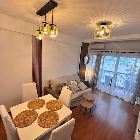 Primera Línea De Playa Paseo Marítimo Perla 5